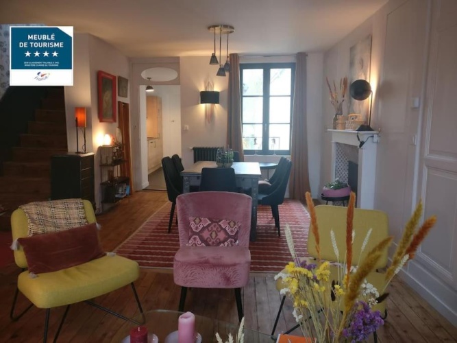 3 Bedrooms Cottage