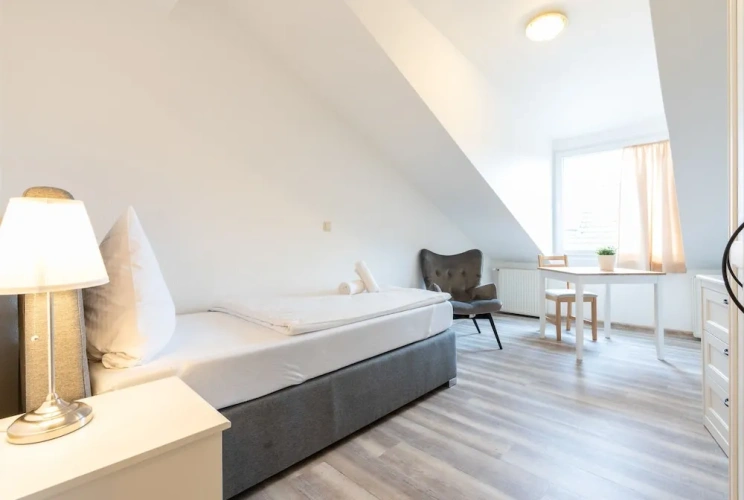 Standard Single room