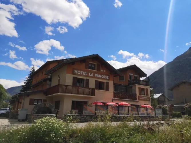 Standard Double room with mountain view