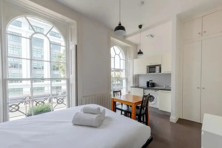 Incredibly Located Studio Flat - Camden Town