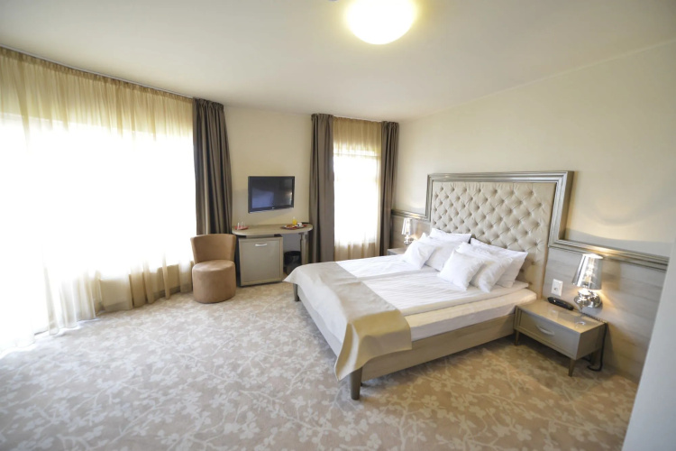 Hotel Meridian