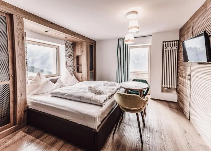 Standard Double room with mountain view