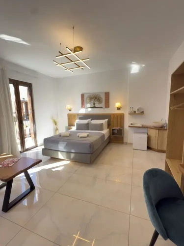 Standard Triple Basement room