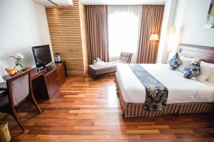 Double Suite