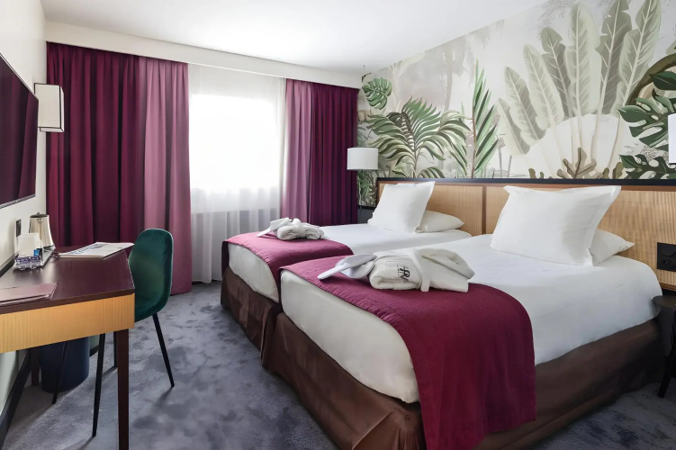 Hotel Paris Neuilly