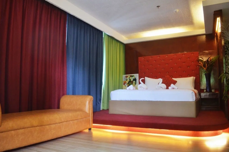 Deluxe Quadruple room