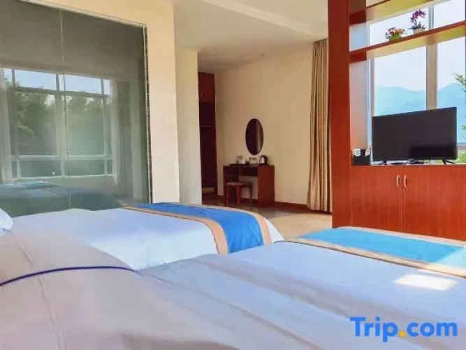 Premier room