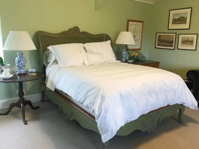 2 Bedrooms Double Suite