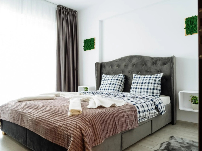 Cozy Special Pallady Apartament with Heated Courtyard
