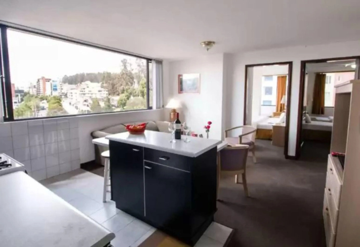 Stanford Suites Hotel