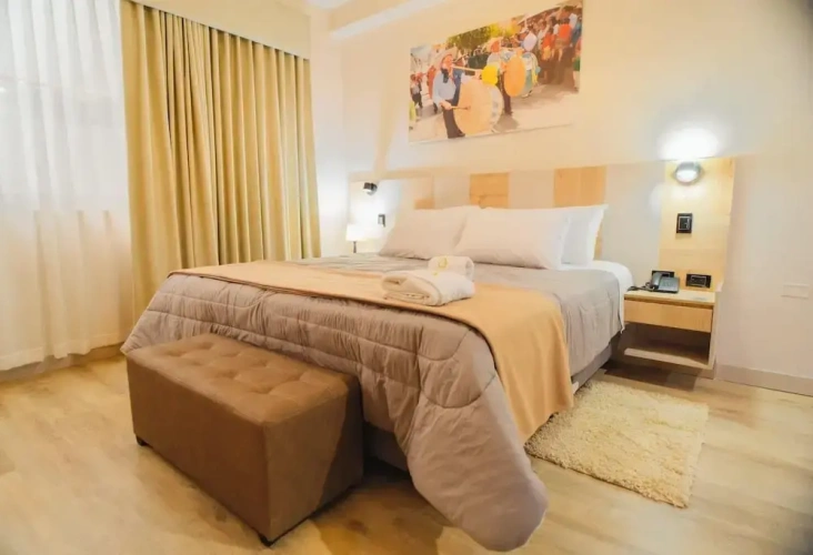 Premier room