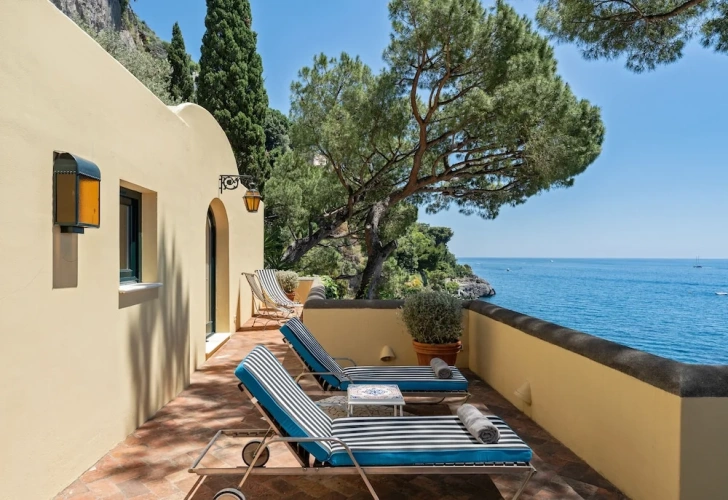 2 Bedrooms Suite