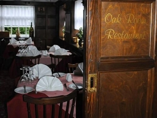 Ye Olde Red Lion