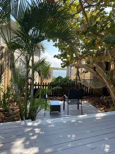 1 Bedroom Luxury Cottage with bay view