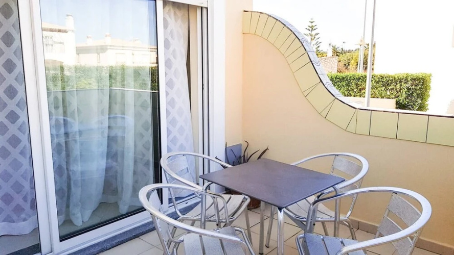 Prestige Apartment with Swimming Pool