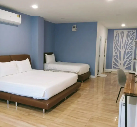 J-Boutique Hotel