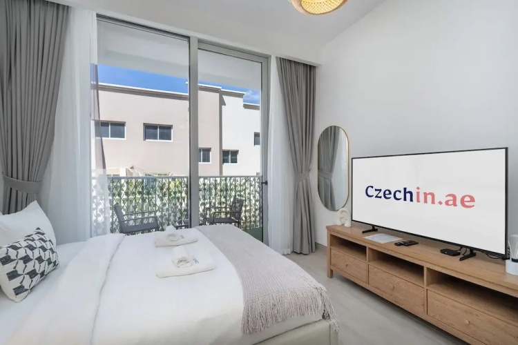 Czechin - Luma 22
