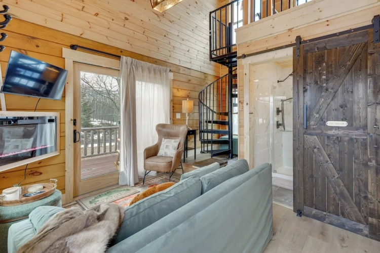 2 Bedrooms Cottage