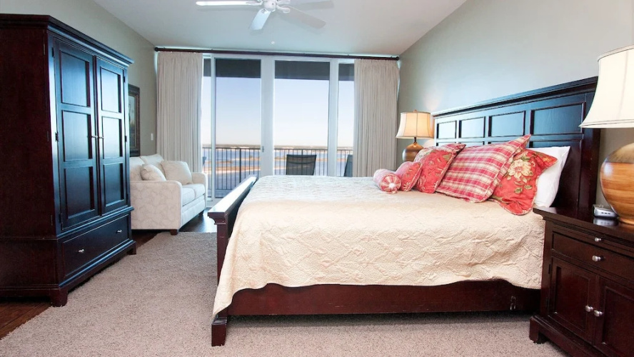 Tranquil Condo With Wraparound Balcony - Unit Crc1002
