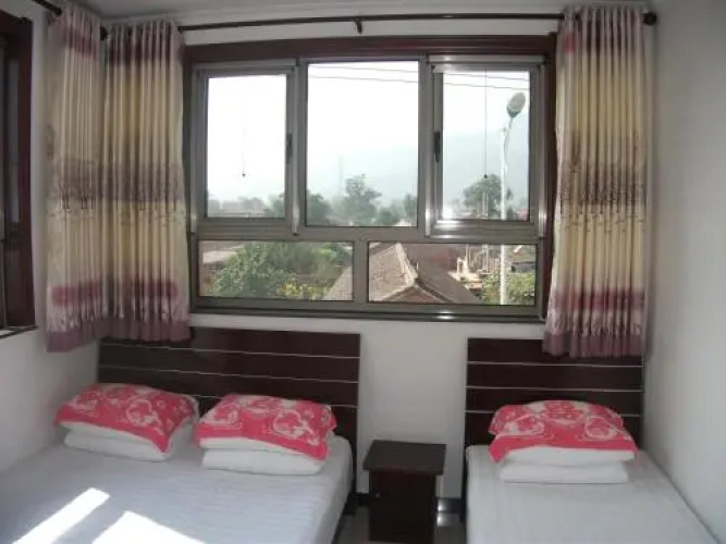 Longqingxia Jixiangyu Guesthouse