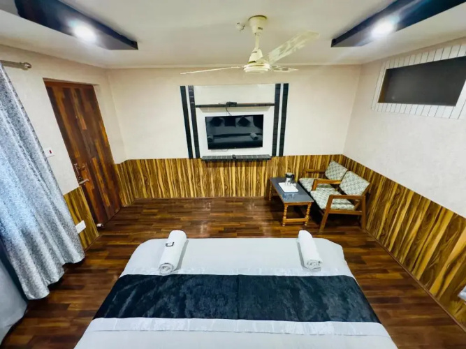 Hotel Luxury Inn