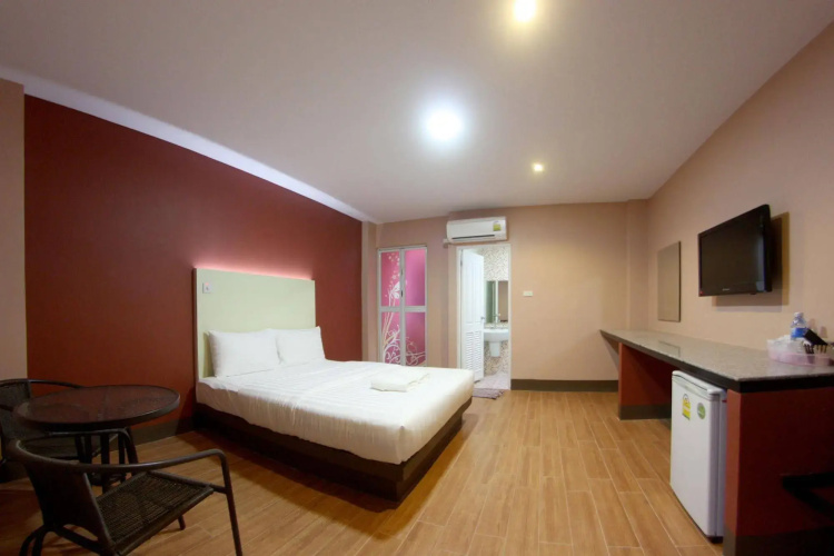 Central Park Hotel