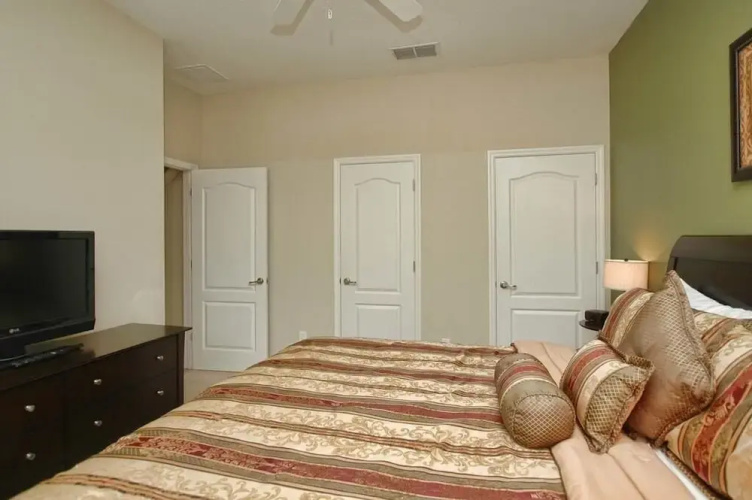 Property ID: 4.8954.3