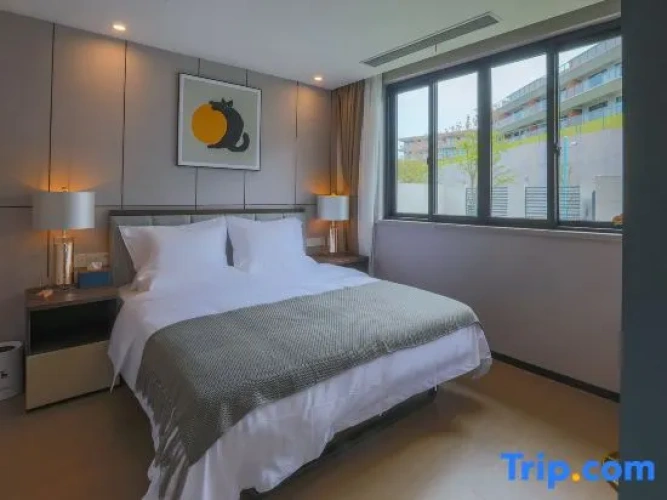 2 Bedrooms Economy Duplex Villa with lake view