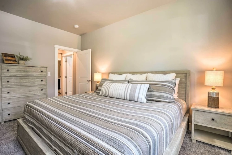 3 Bedrooms Cottage