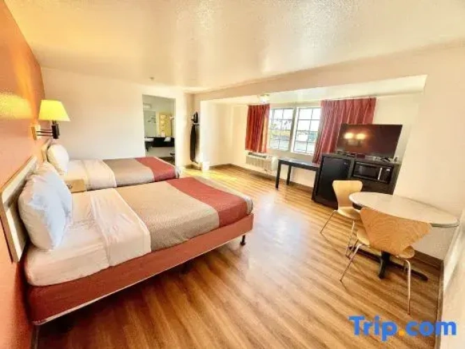 Quadruple Suite