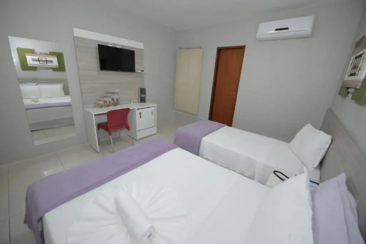 Standard Triple room