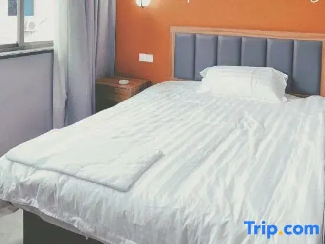 Qinjia Hotel