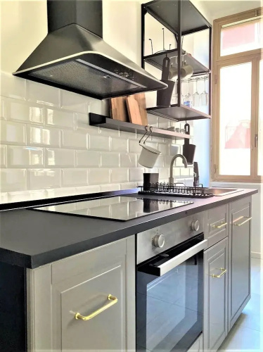 Contemporary studio- Ornato 13