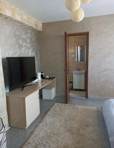 Central Residence
