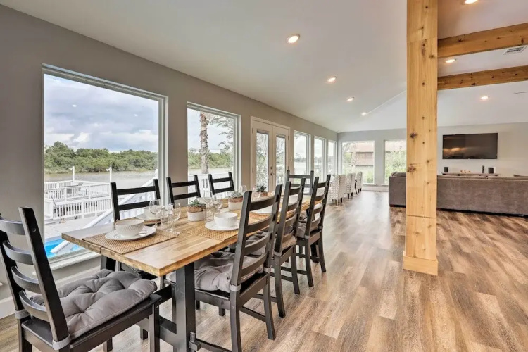 Home on San Jacinto River w/ Pool, Dock & Deck!