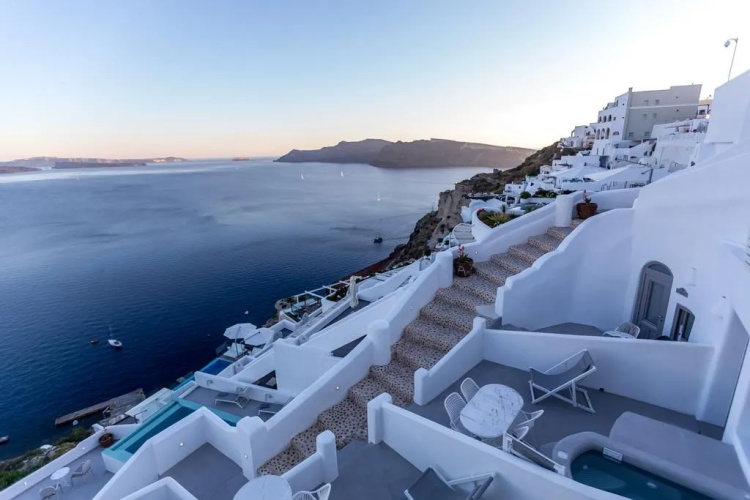 Filotera Suites