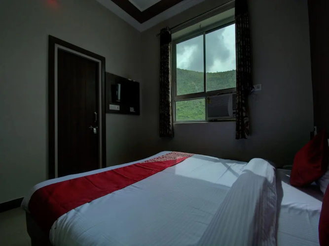 OYO 16709 Green Valley Resort