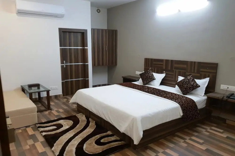 Hotel Lavenir