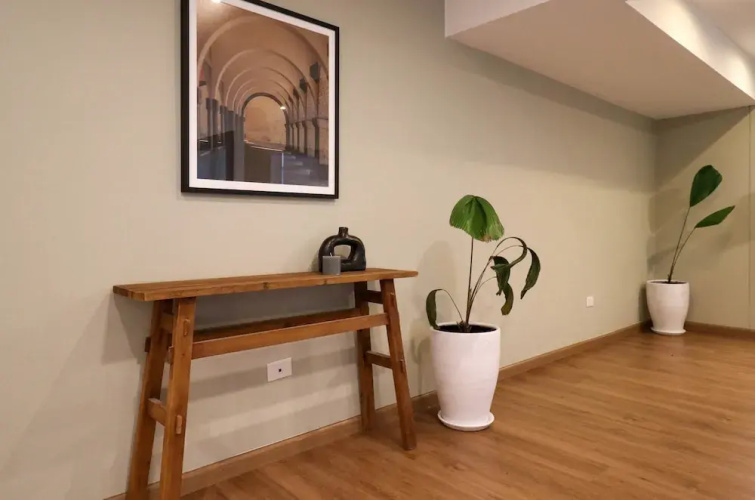 w Monochromatic 2BR w Terrace in Miraflores