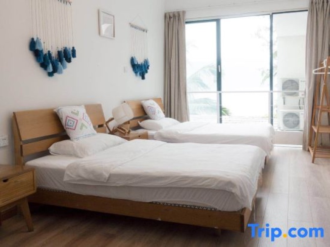Standard Twin room with sea view