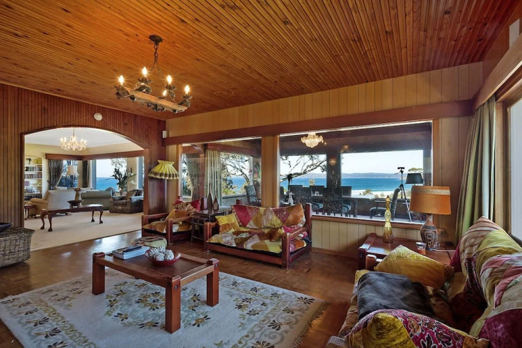 Char-ree-leera Luxury Retreat