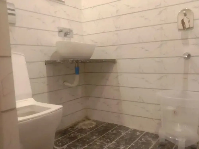 Hotel C S Inn