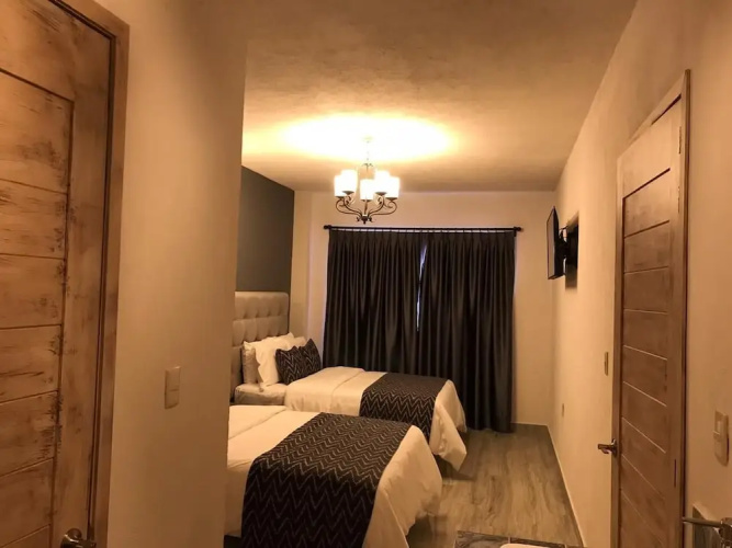 Hotel Montebello