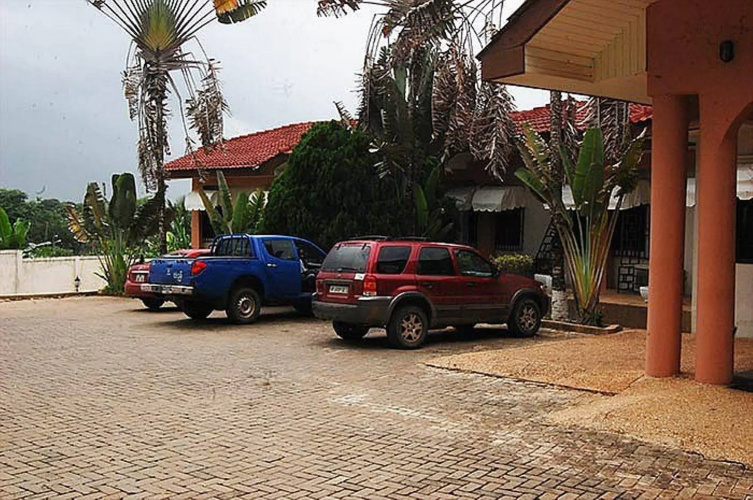 Valley Beach Hotel