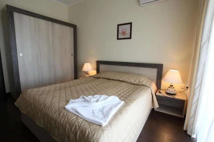 2 Bedrooms Apartment with balcony