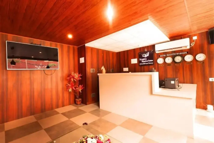 De Royale Sapphire Suites