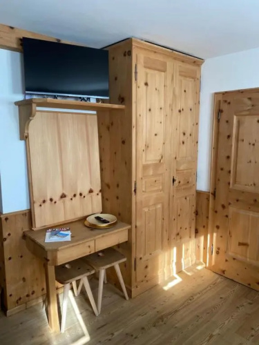Relaxing confortable studio, heated garage, skiroom