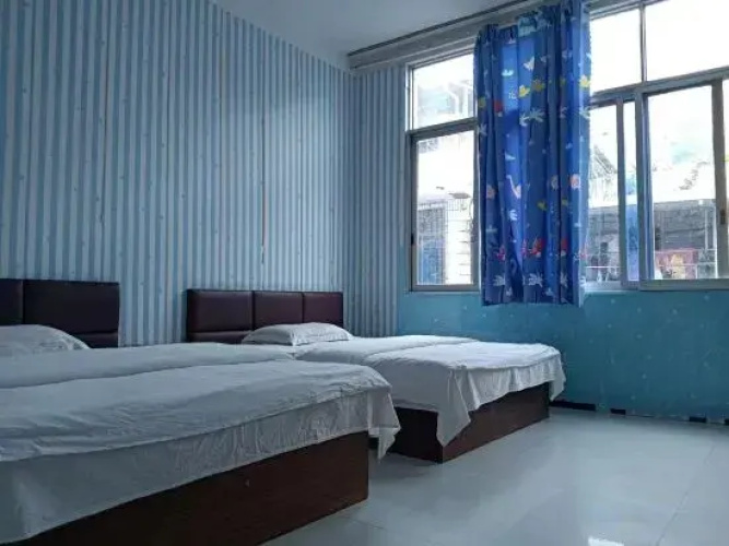 Hechi Abundant Hotel