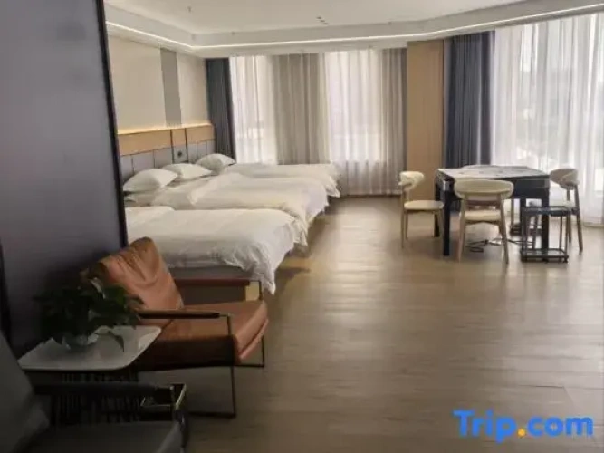 1 Bedroom Suite