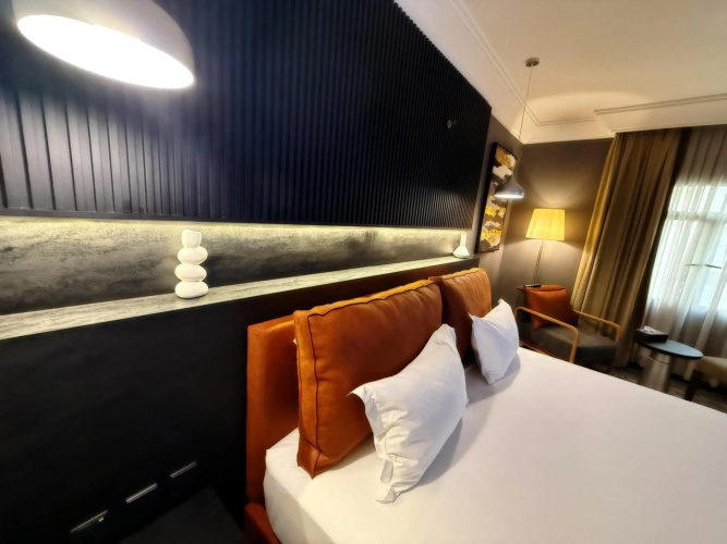 Crown Town Hotel